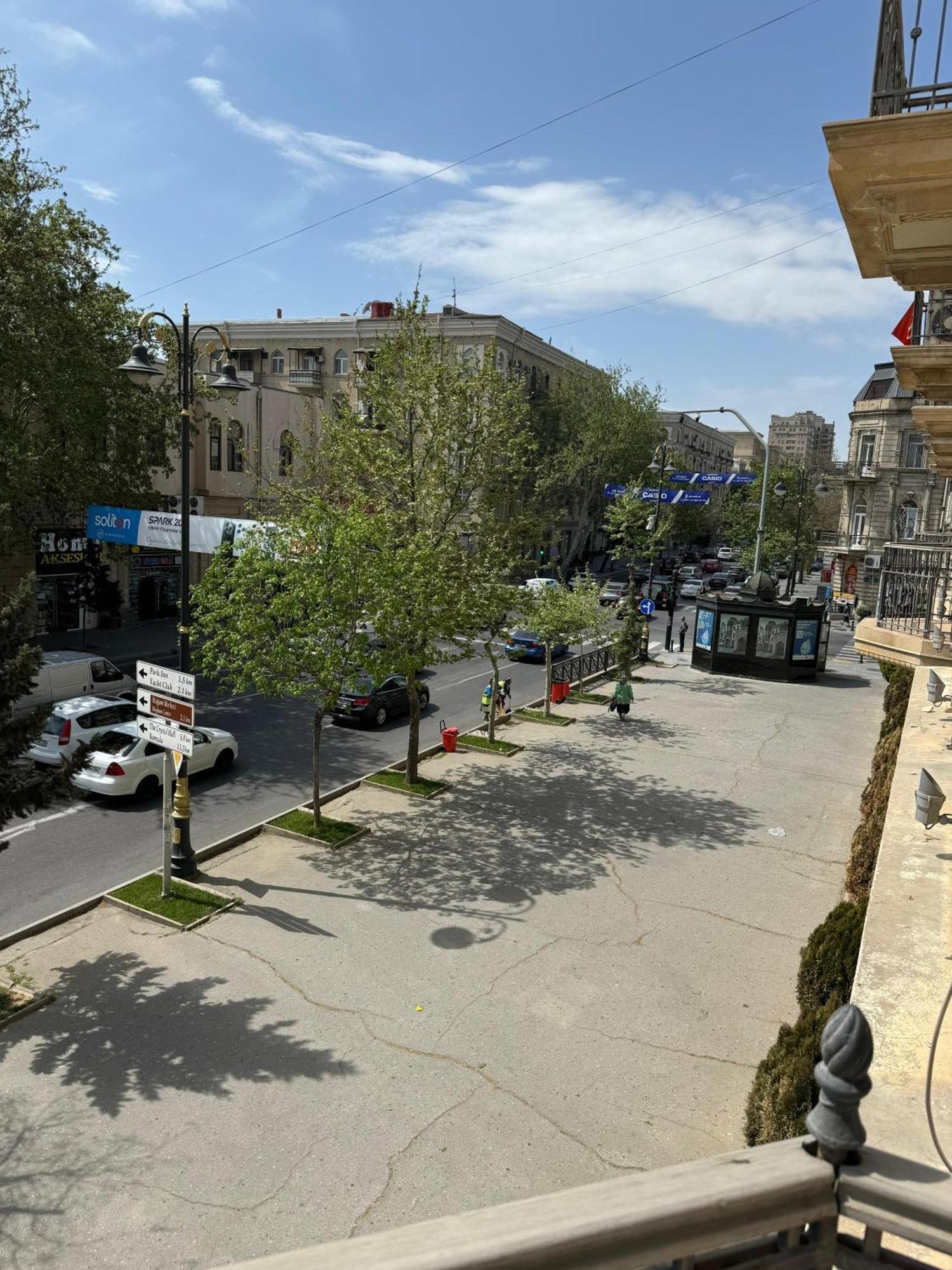 Liberta Hotel Баку Экстерьер фото
